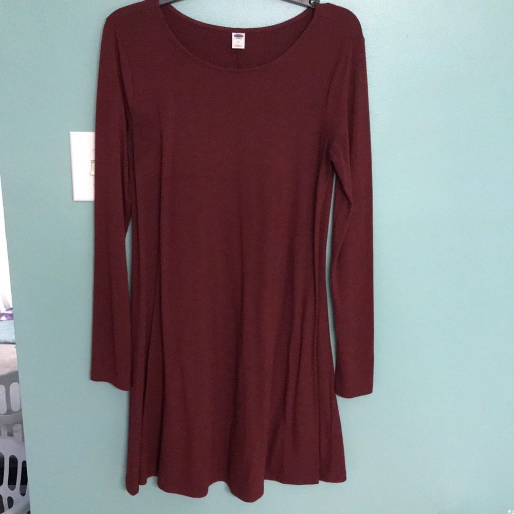 Women’s dark red burgundy sweater dress